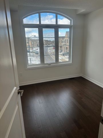 For Lease - 583 CELANDINE Terrace, Milton, Ontario - Photo 2