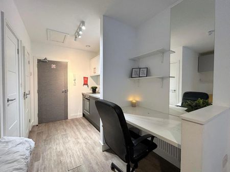 Studio to rent - Photo 5
