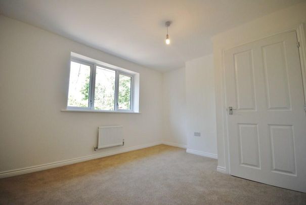 2 bedroom semi-detached house to rent - Photo 1