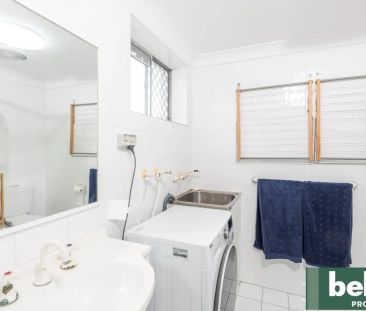 Stylish Second-Floor Apartment in Vibrant Stones Corner - Photo 6