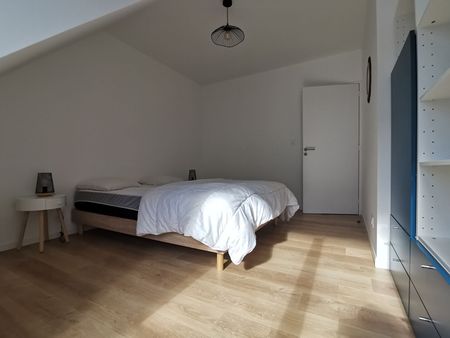 Location Appartement 4 pièces 90m² - Photo 5