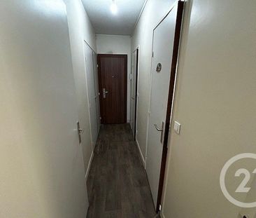 Location Appartement 1 pièce 21m² LA NEUVILLETTE 51100 - Photo 2