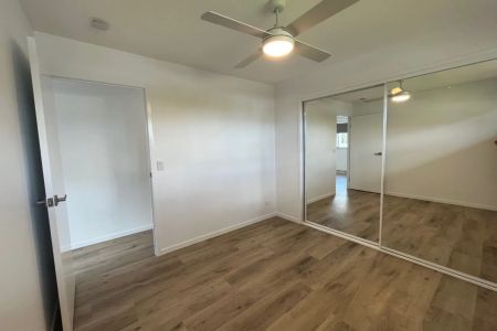 Unit 2/126 Buderim Avenue, - Photo 3