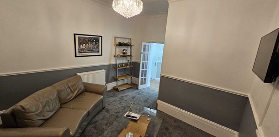 St. Vincents Road, Westcliff On Sea - Photo 2