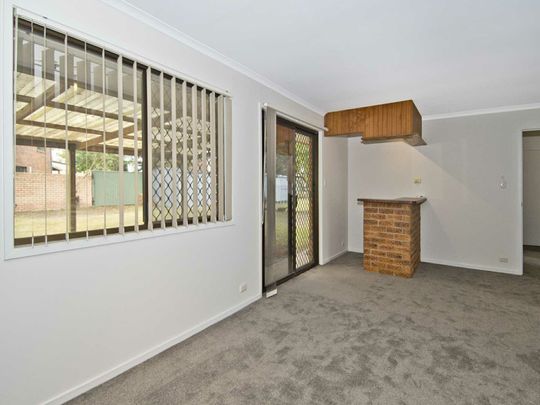 Quaint 3-Bedroom Home in quiet location - Photo 1