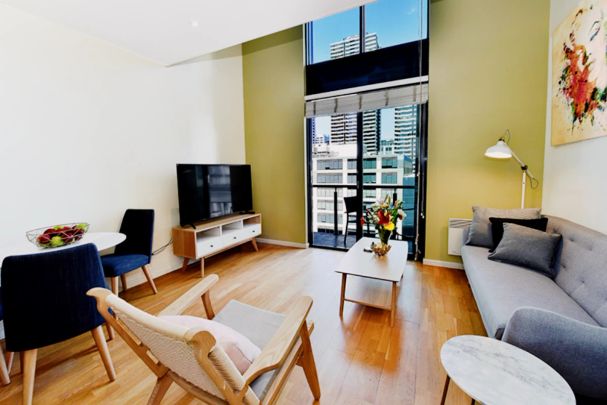 Comfortable 1-bedroom apartment near RMIT University - Photo 1