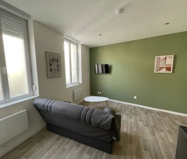 Location Appartement 1 pièces 20 m2 à Saint-Quentin - Photo 2