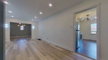 For Lease - 85 Churchill Avenue, Toronto, Ontario - Photo 2