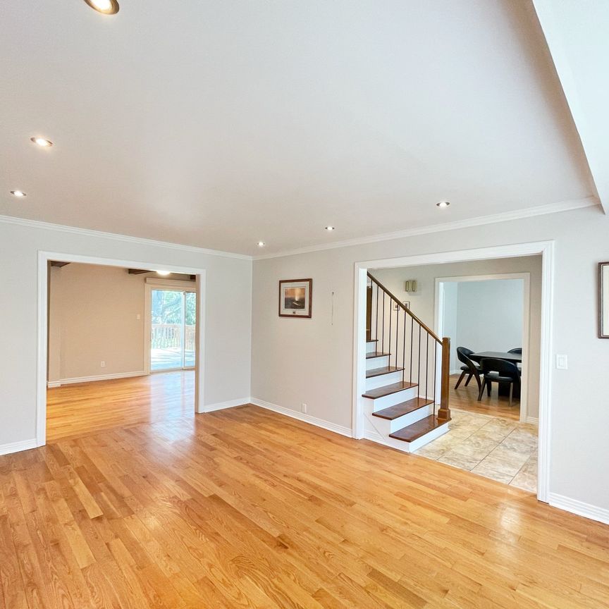 385 Fletchers Road, Beaconsfield, QC H9W - Photo 1