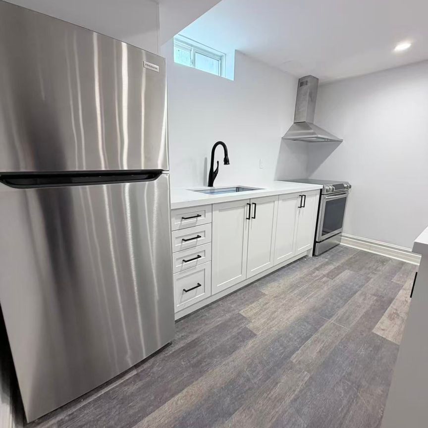 For Lease - basement138 Lady Fenyrose Avenue, Vaughan, Ontario - Photo 1