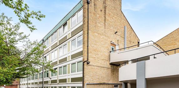 1 bedroom property to rent - Photo 2