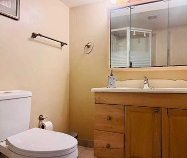 For Lease - 1038 Agram Drive, Oakville, Ontario - Photo 4