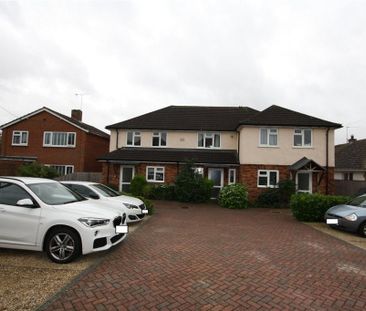 3 bedroom end of terrace house to rent - Photo 1