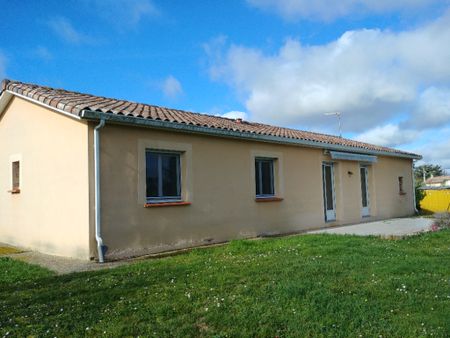 Location Maison 5 pièces 102m² - Photo 2