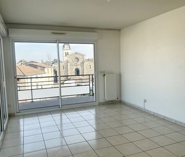 Location Appartement 3 pièces 63m² ST RAMBERT D ALBON 26140 - Photo 2