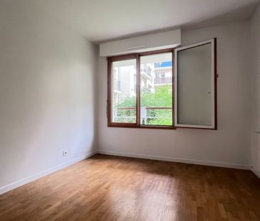 Appartement a louer Paris - Loyer €1 670/mois charges comprises ** - Photo 5