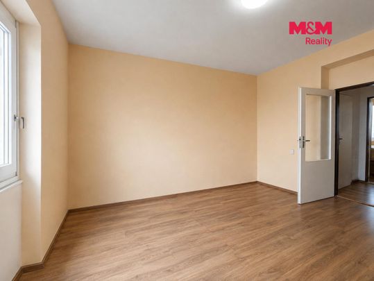 Pronájem bytu 3+1 60 m² - Photo 1