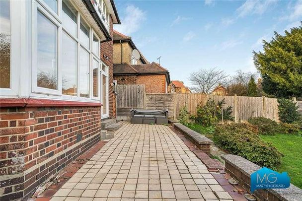 Kingsgate Avenue, London, N3 - Photo 1