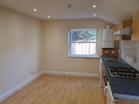 1 bedroom flat to rent - Photo 4