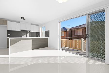 75 Ludhiana Glade, Schofields NSW 2762 - Townhouse For Rent | Domain - Photo 4