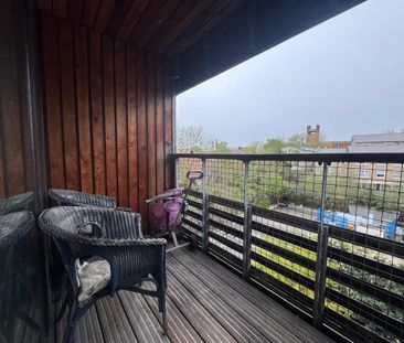 1 bedroom semi-detached house to rent - Photo 3