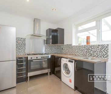3 bedroom semi-detached house to rent - Photo 4