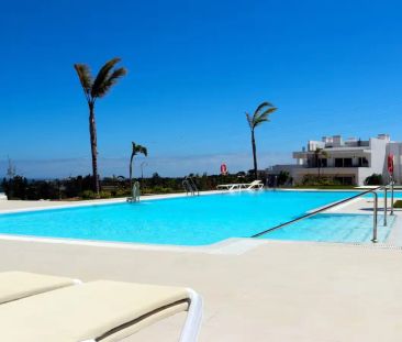 2-bedroom apartment for rent in Casares with professionals-only tenancy restrictions - Photo 6