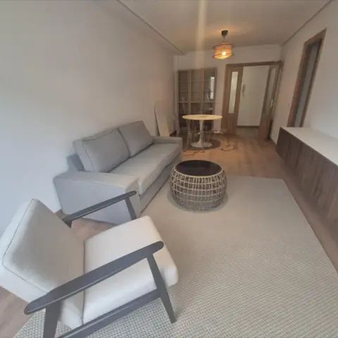 Piso en alquiler en Vistahermosa-Lasalle-Tejares - Photo 1