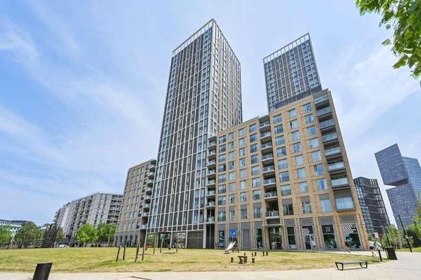 Laurel Point, East Village, Stratford, E20 - Photo 1
