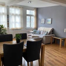 Saniert: Moderne Stadtwohnung mit Charme - Photo 1