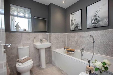 4 bedroom detached house to rent - Photo 5