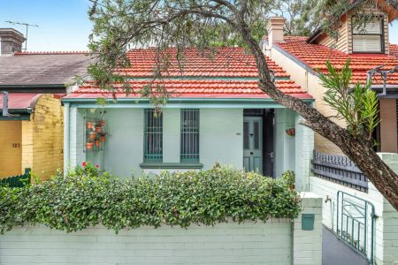 Renovated Character Filled Residence In The Heart Of Annandale - Photo 4