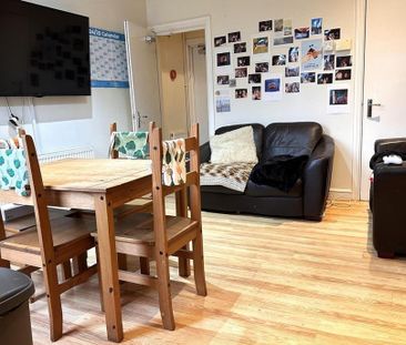 4 bedroom house to rent - Photo 1