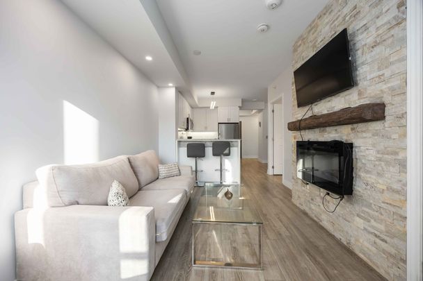 For Lease - 9618 Yonge Street Unit# 201, Richmond Hill, Ontario - Photo 1