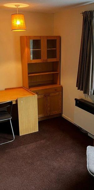 1 bedroom property to rent - Photo 1