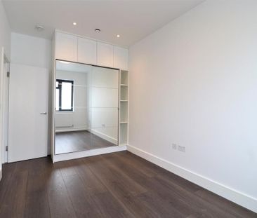 4 bedroom apartment to rent - Photo 4