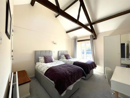 3 bedroom terraced house to rent - Photo 3