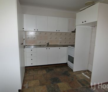 Spacious 2 Bedroom Unit in Queanbeyan - Photo 5