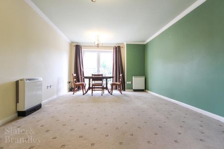 1 bedroom ground floor flat to rent - Photo 2