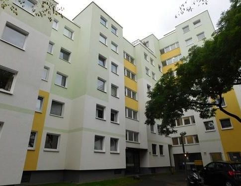 Neue Wohnung, neues Glück! Gut geschnittene 3-Zi.-Wohnung - Foto 1