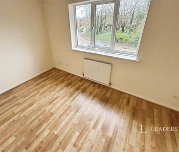 2 bedroom house to rent Somerville, Werrington, PE4 - Photo 2