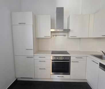 Sehr helle, unbefristete Stilaltbauwohnung ( 2 er WG geeignet ) Näh... - Photo 6