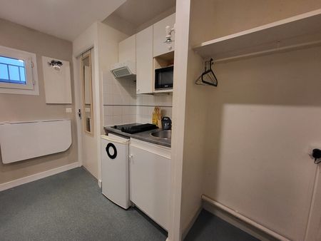 Location Appartement 1 pièce 25m² - Photo 4