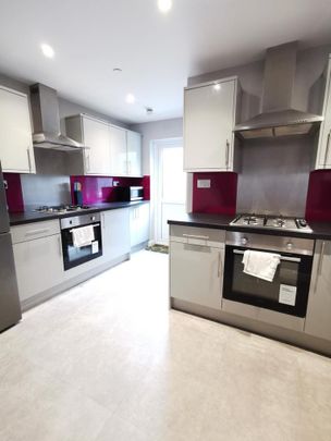 4 bedroom house to rent - Photo 1
