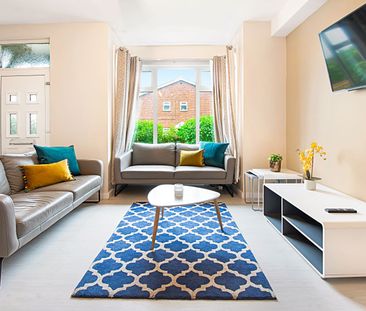8 STANMORE PLACE Leeds - LS4 2RR - Photo 1