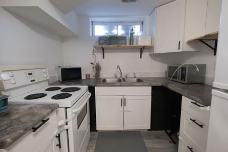 For Lease - 56 Parkway Crescent Unit# Lower Level, Clarington, Ontario - Photo 4