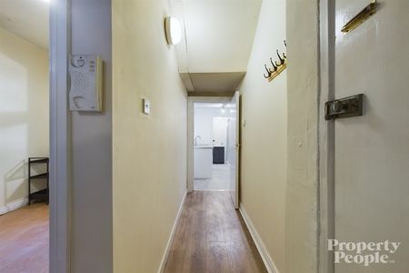 APT 1, 20 Clifton Crescent, Belfast, BT14 6LF - Photo 3