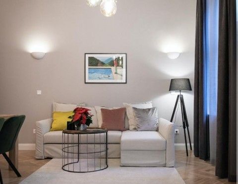 Nador utca - Fotó 1