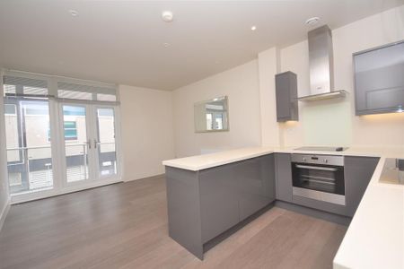 2 bedroom apartment to rent - Photo 4