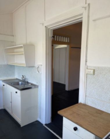 Cosy 1 Bedroom Unit in a Great Location! - Photo 5